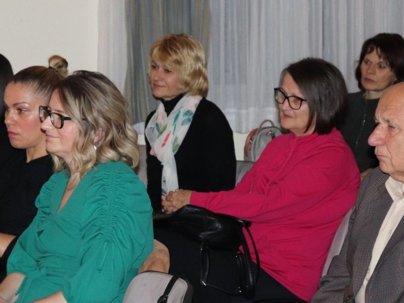 Uz ugodno druženje, pjesmu i veselje, lipička je publika prisustvovala svojevrsnoj aktivnoj radionici na temu odnosa. / Compas.hr