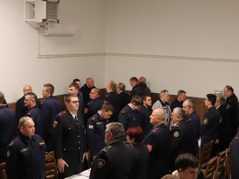 Vatrogasci pokazuju hrabrost i predanost u najtežim situacijama / Compas.hr