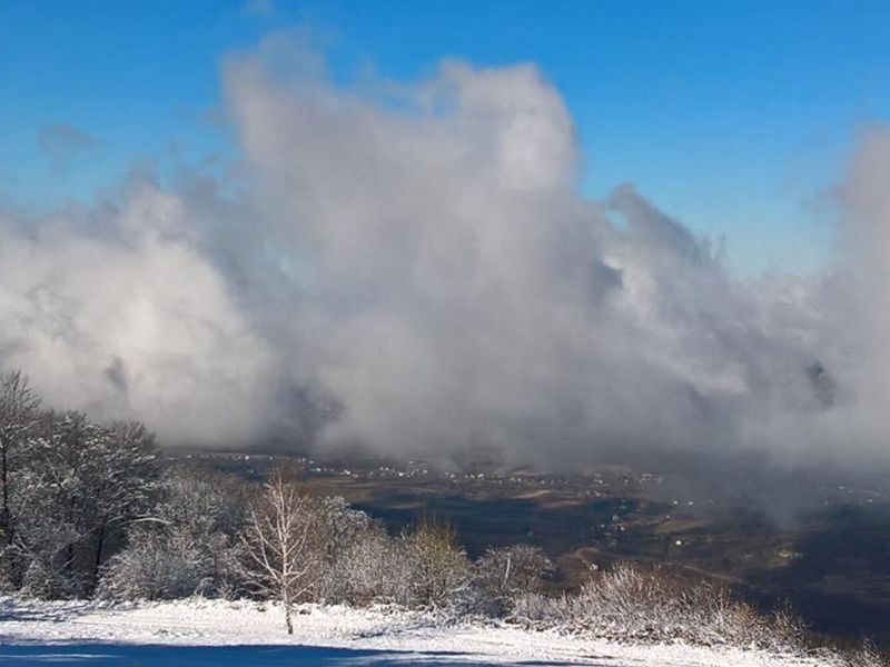 pogled s terase planinarskog doma Omanovac ujutro 25. veljače 2017. (snimio Dean Nagy)