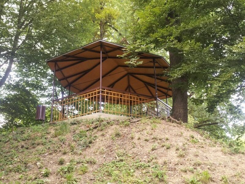 Jelkin brijeg (foursquare.com)