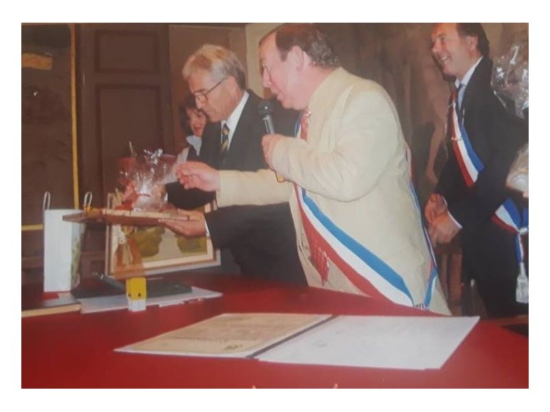 Potpisivanje Povelje o prijateljstvu