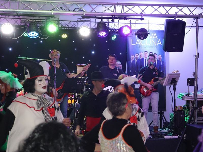 Fotografija: 13. tradicionalni maskenbal koji se održao u organizaciji Udruge LIDO Dobrovac i restorana 